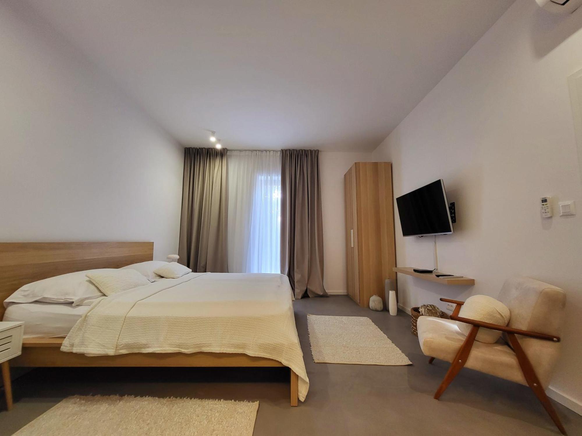 Firefly Luxury With Private Whirlpool Apartament