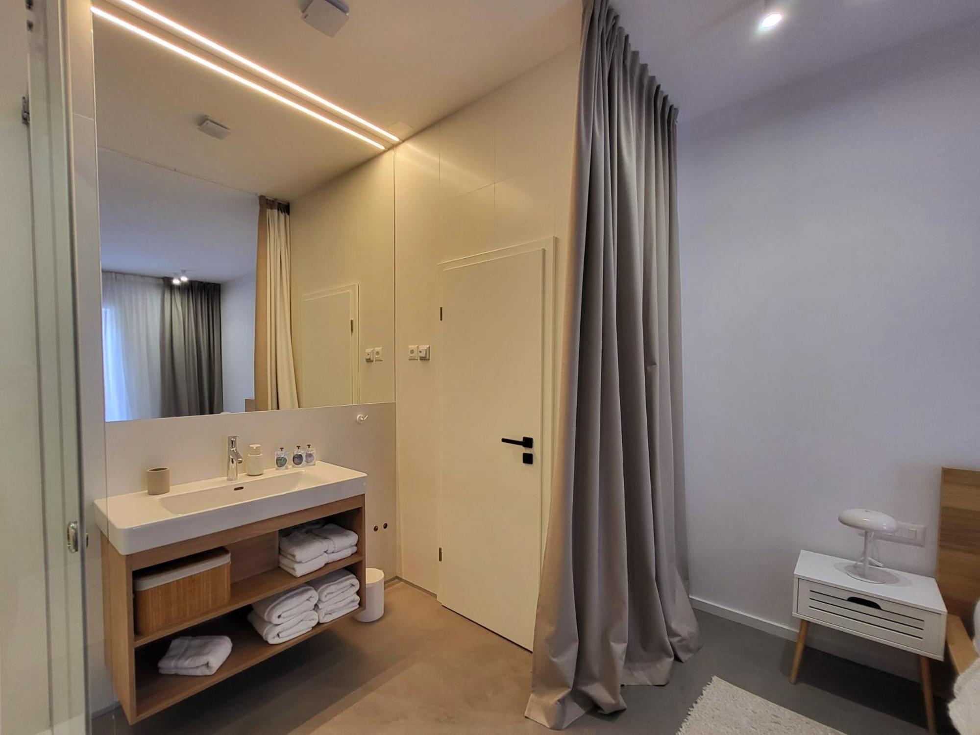 Apartment Firefly Luxury With Private Whirlpool Zadar